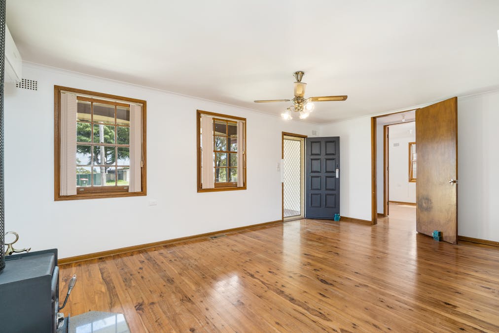 32 Bundarra Crescent, Orange, NSW, 2800 - Image 2