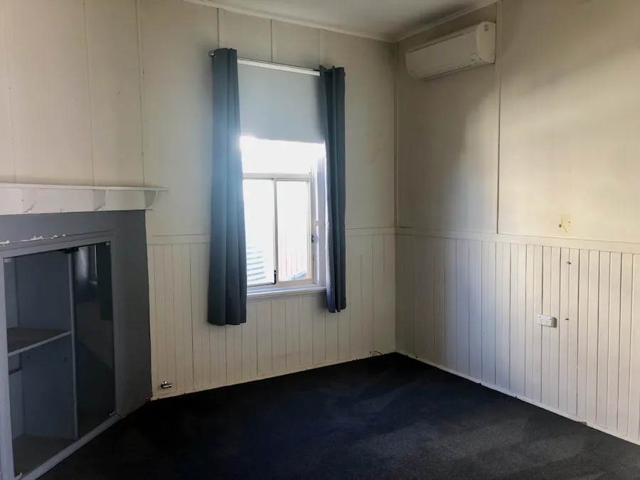 30 Brisbane Avenue, Cowra, NSW, 2794 - Image 4