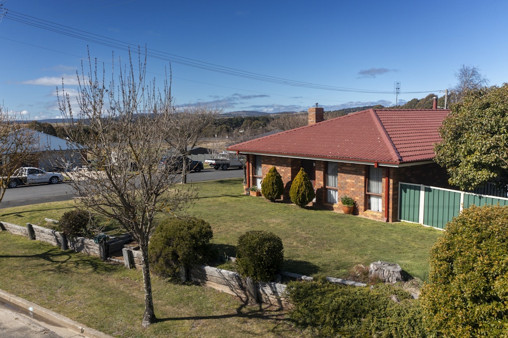 2 Tarana Crescent, Oberon, NSW, 2787 - Image 15