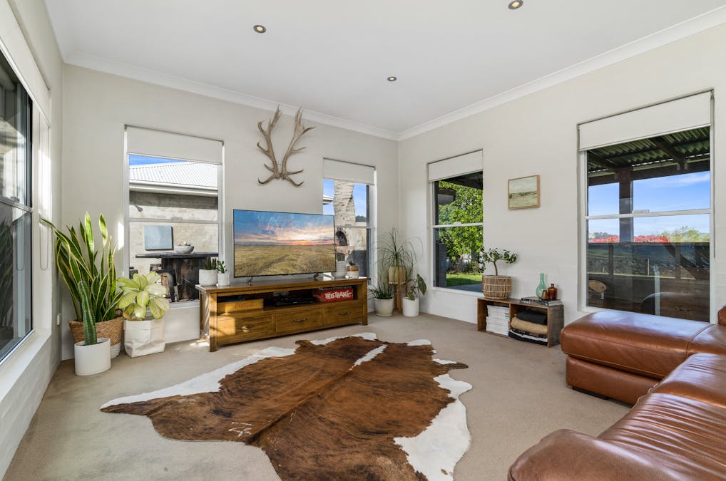 180 Mount Macquarie Road, Carcoar, NSW, 2791 - Image 11
