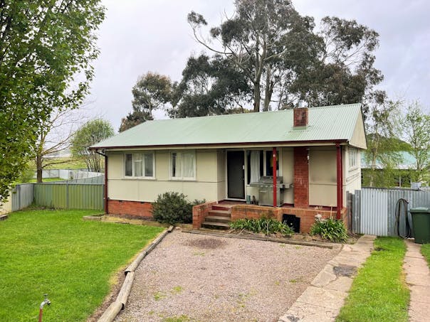 6 Luchetti Place, Oberon, NSW, 2787 - Image 1