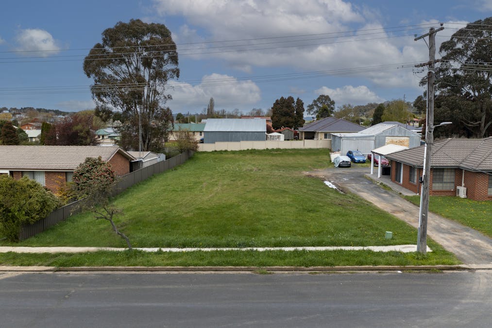 50 Scotia Avenue, Oberon, NSW, 2787 - Image 1