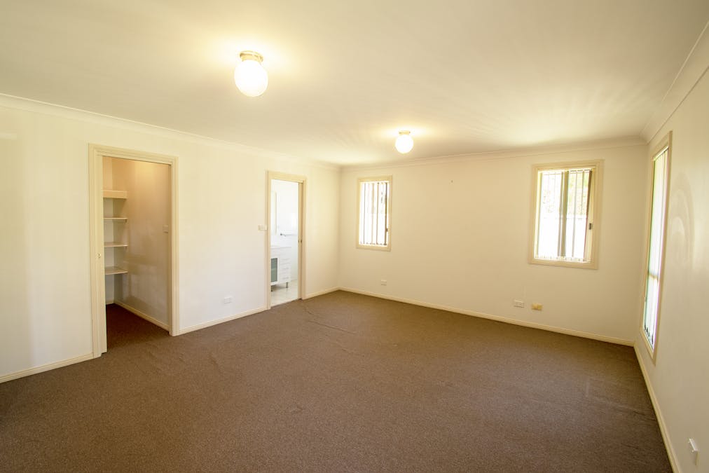 36 Ross Street, Oberon, NSW, 2787 - Image 5