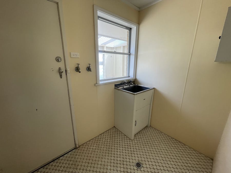 15 Baronga Street, Cowra, NSW, 2794 - Image 6