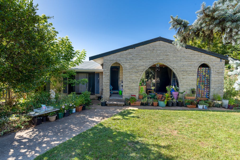 20 Medway Street, Blayney, NSW, 2799 Sold Elders Real Estate