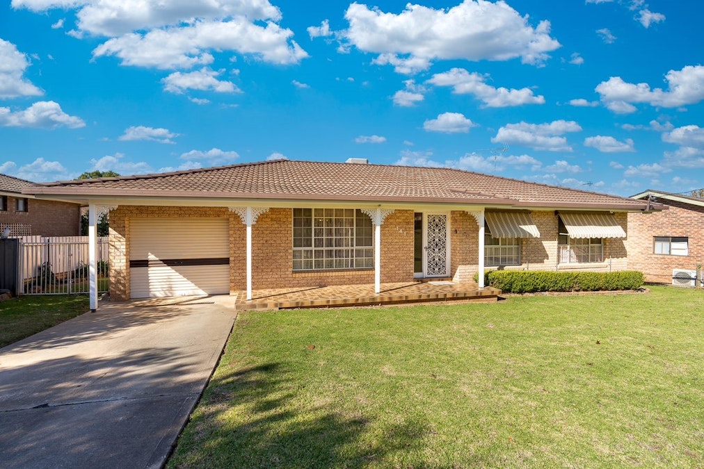 141 Lachlan Street, Cowra, NSW, 2794 - Image 1