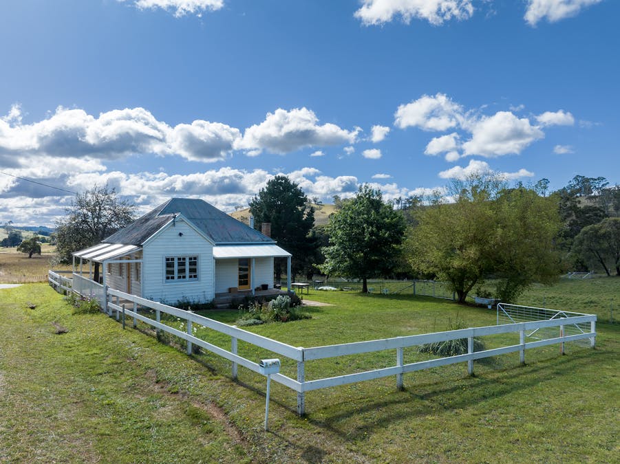 2 Luney Road, Edith, NSW, 2787 - Image 2