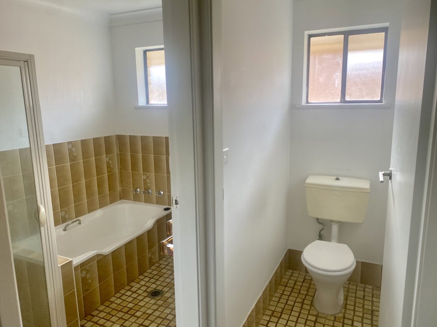 26 Hanna Street, Cowra, NSW, 2794 - Image 12