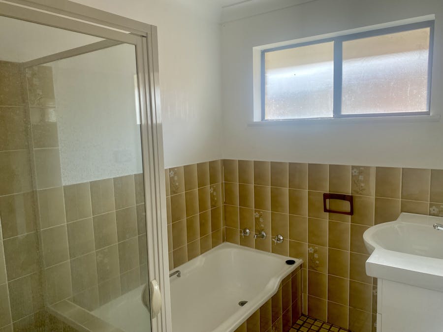 26 Hanna Street, Cowra, NSW, 2794 - Image 13