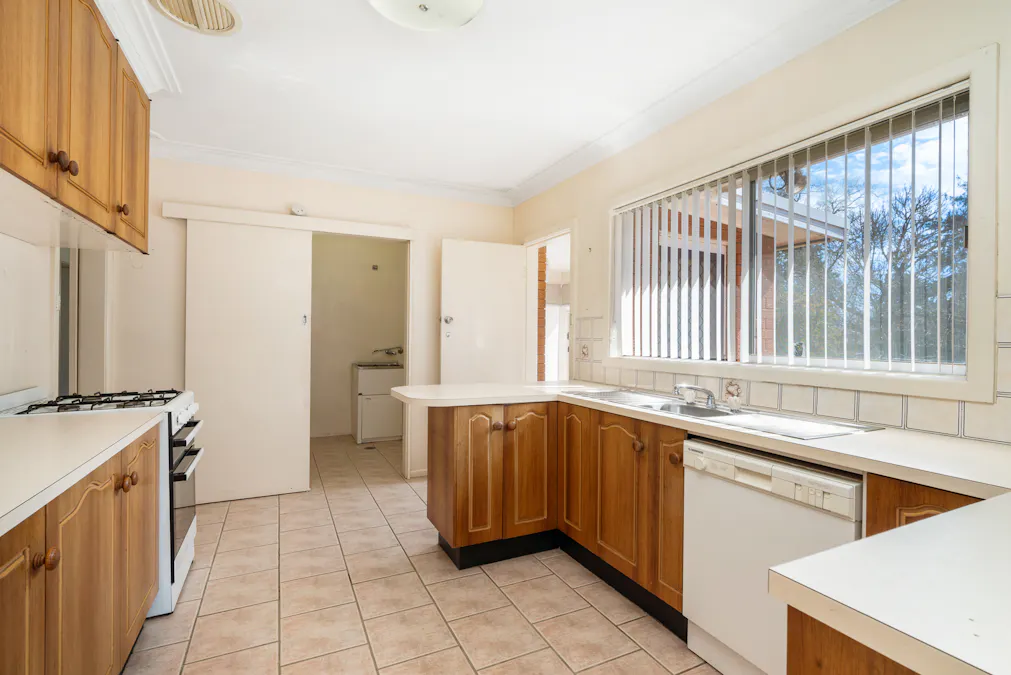 6 Amos Avenue, Blayney, NSW, 2799 - Image 3