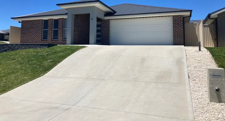 2 O'Farrell Place, Kelso, NSW, 2795