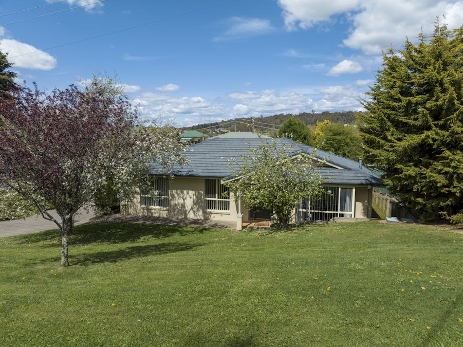 1/66 -70 Queen Street, Oberon, NSW, 2787 - Image 1