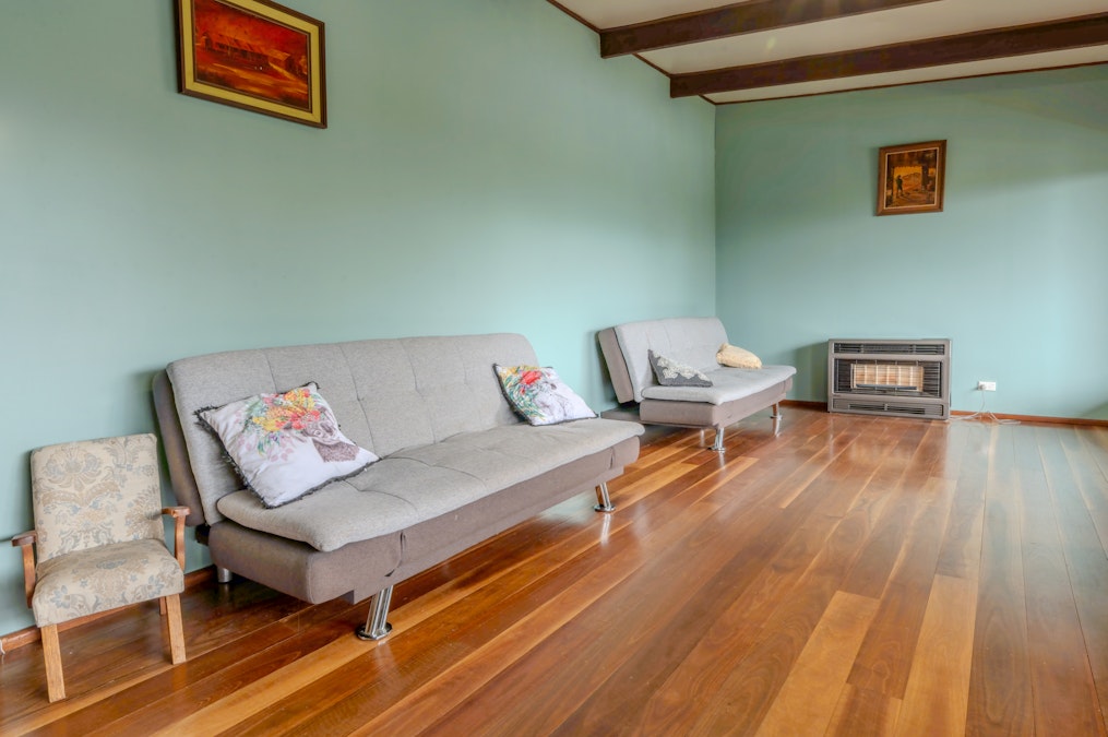 9 Jenolan Street, Oberon, NSW, 2787 - Image 4