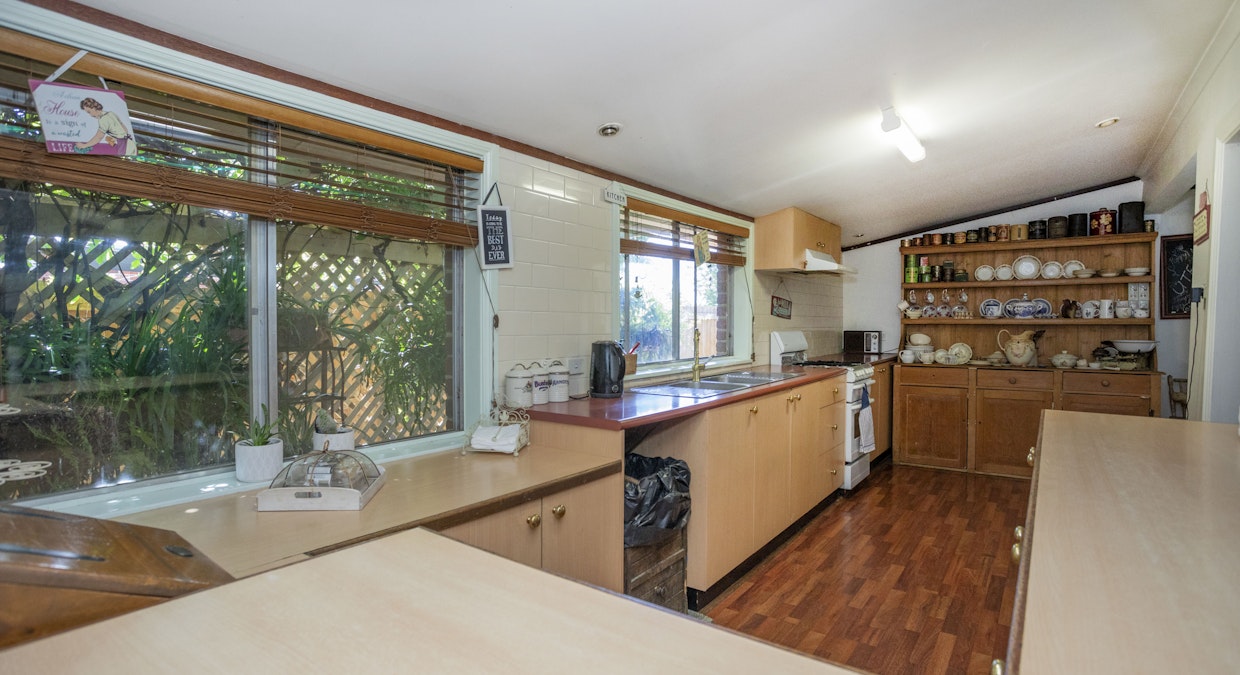 73 Grenfell Road, Cowra, NSW, 2794 - Image 6