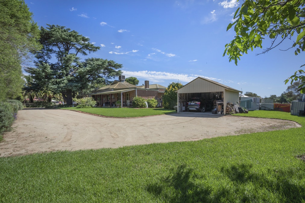 73 Grenfell Road, Cowra, NSW, 2794 - Image 16