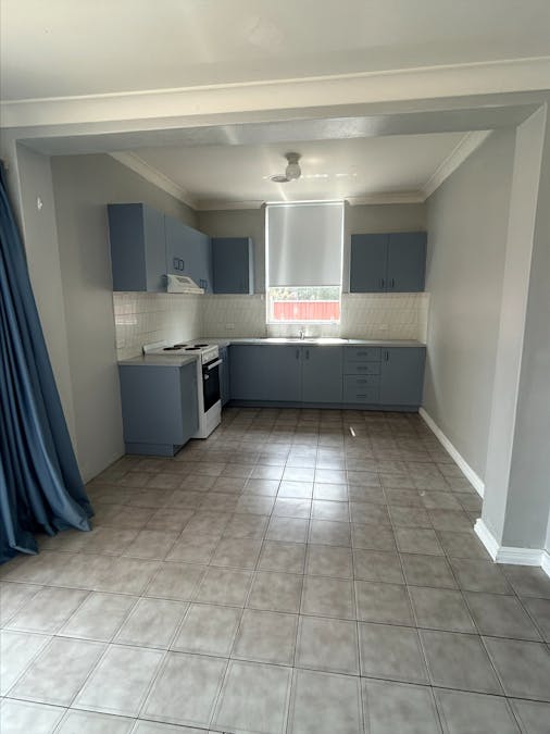 72 Russell Street, Bathurst, NSW, 2795 - Image 2