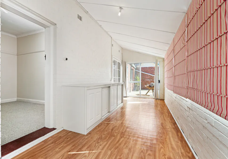 16 Liverpool Street, Cowra, NSW, 2794 - Image 9