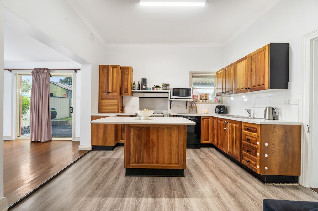 57 Vaux Street, Cowra, NSW, 2794 - Image 2