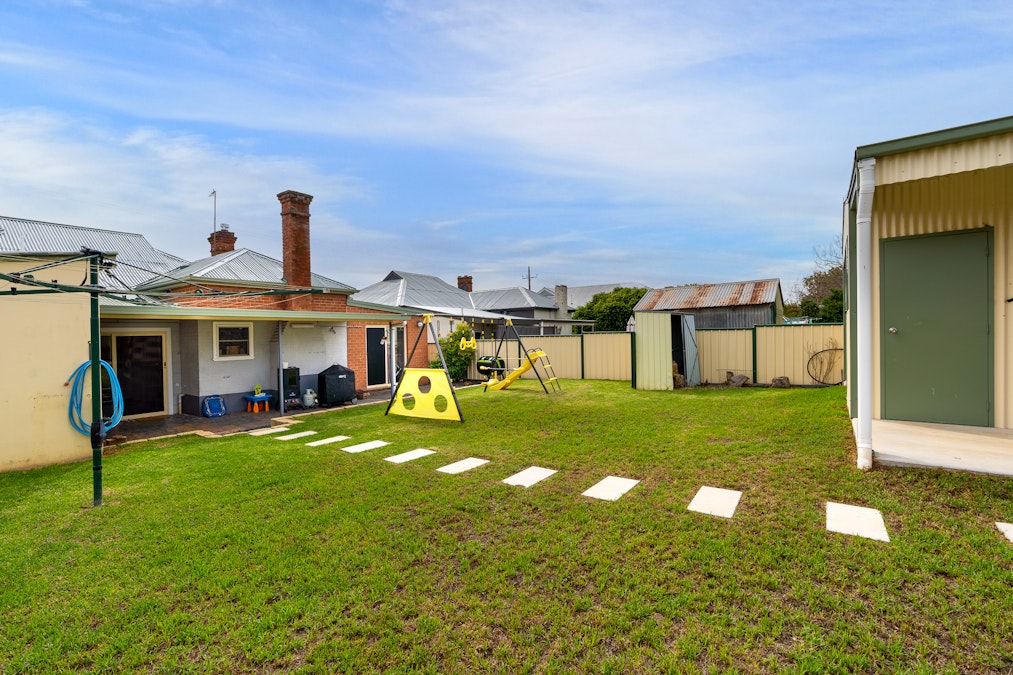 57 Vaux Street, Cowra, NSW, 2794 - Image 11