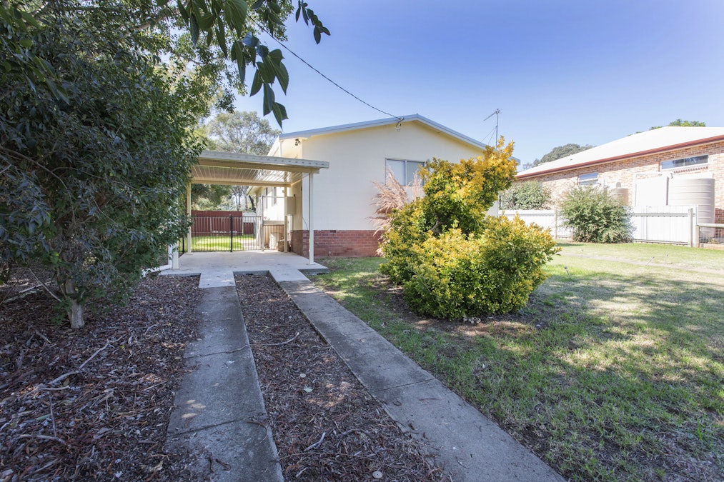 23 Bligh Street, Cowra, NSW, 2794 - Image 13