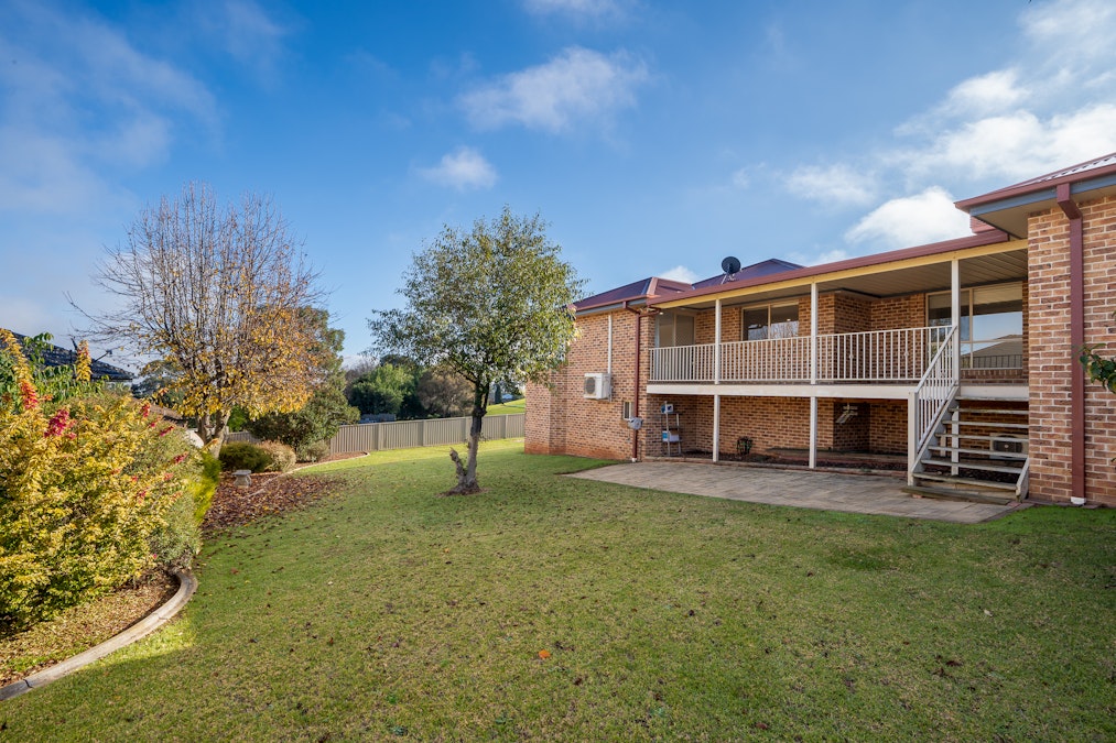 24 London Drive, Cowra, NSW, 2794 - Image 12