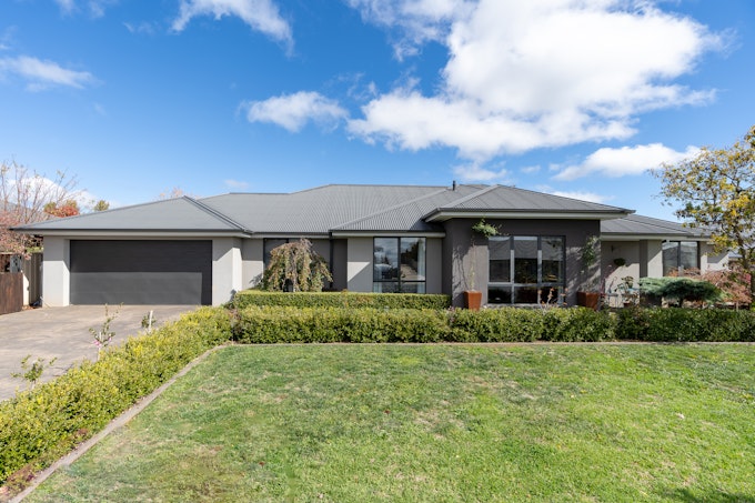 12 Bowman Avenue, Orange, NSW, 2800 - Image 1