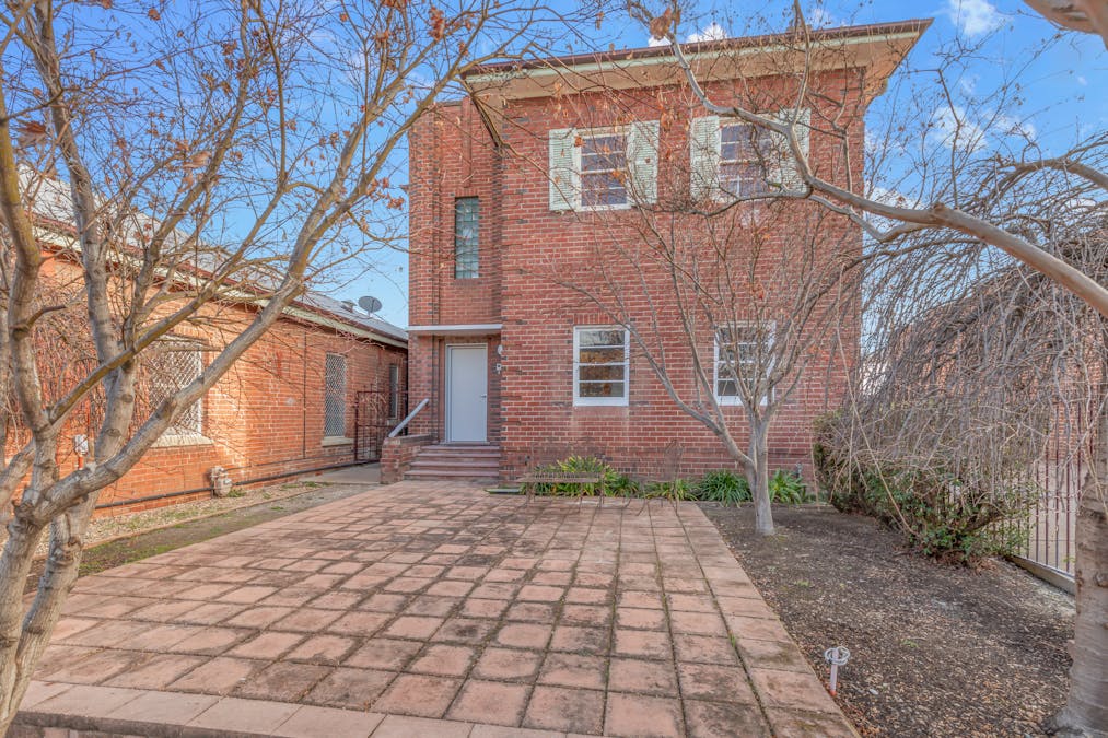 2/110 Keppel Street, Bathurst, NSW, 2795 - Image 2