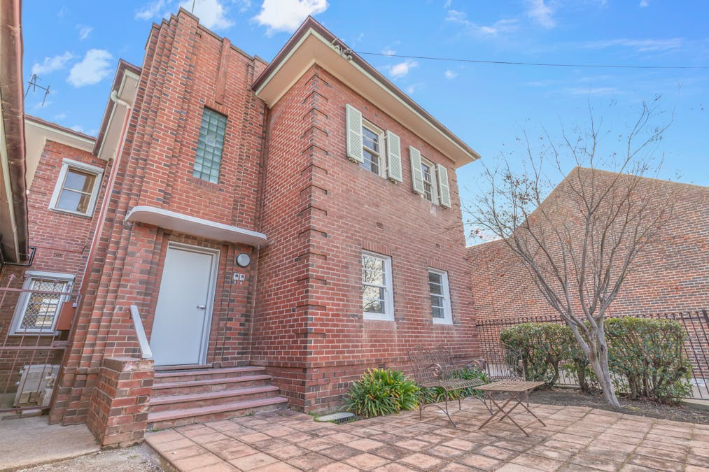 2/110 Keppel Street, Bathurst, NSW, 2795 - Image 11