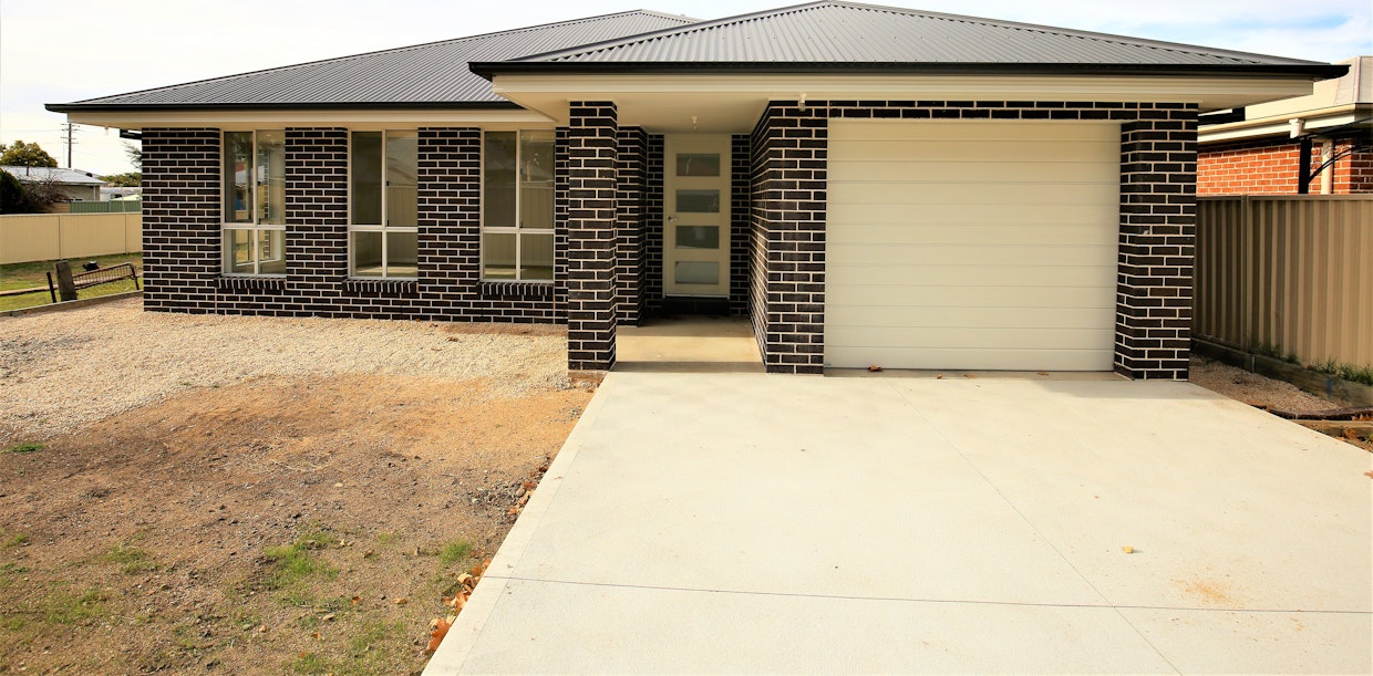 83A Morrissett Street, Bathurst, NSW, 2795 - Image 1