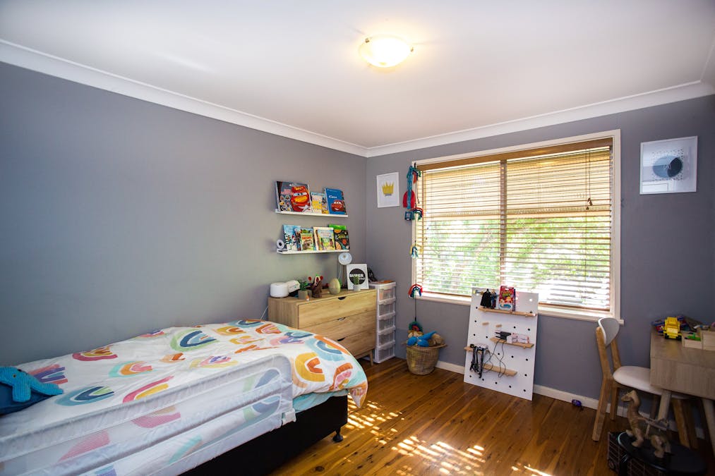 1 Elizabeth Avenue, Cowra, NSW, 2794 - Image 6