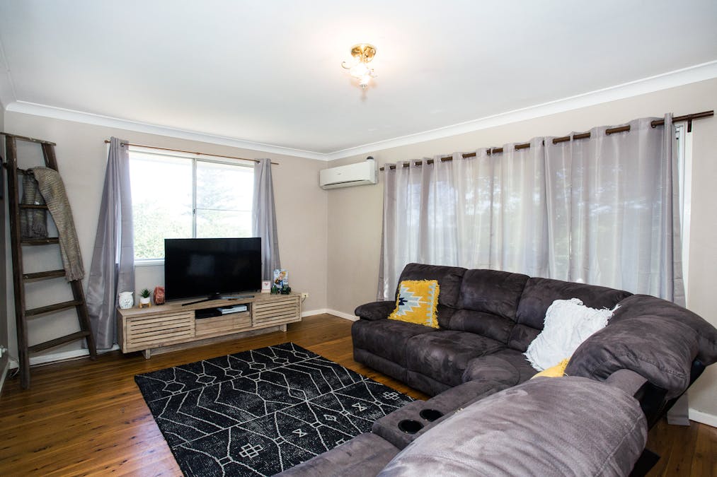 1 Elizabeth Avenue, Cowra, NSW, 2794 - Image 4