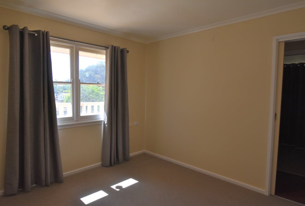 8 Webb Street, West Bathurst, NSW, 2795 - Image 4