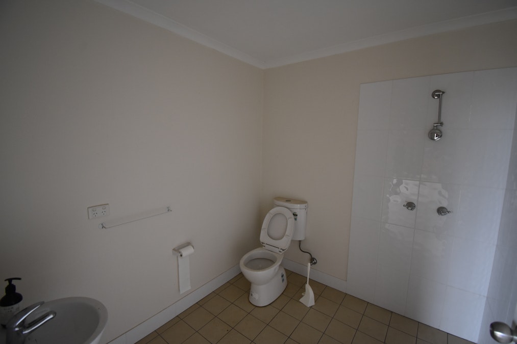 Unit 9 / 25 Upfold Street, Bathurst, NSW, 2795 - Image 5