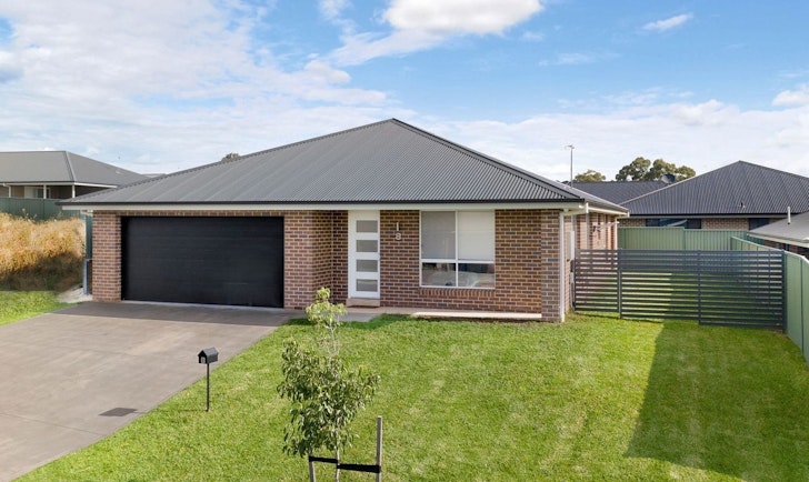 8 Twynam Avenue, Windradyne, NSW, 2795 - Image 1