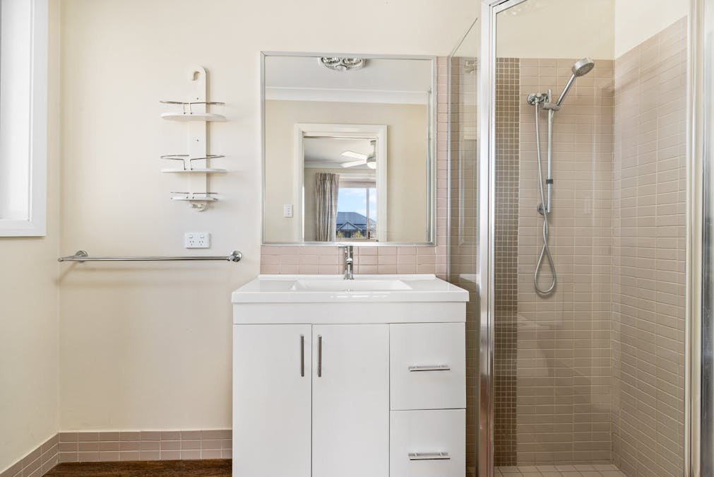 29 Raphael Street, Blayney, NSW, 2799 - Image 6
