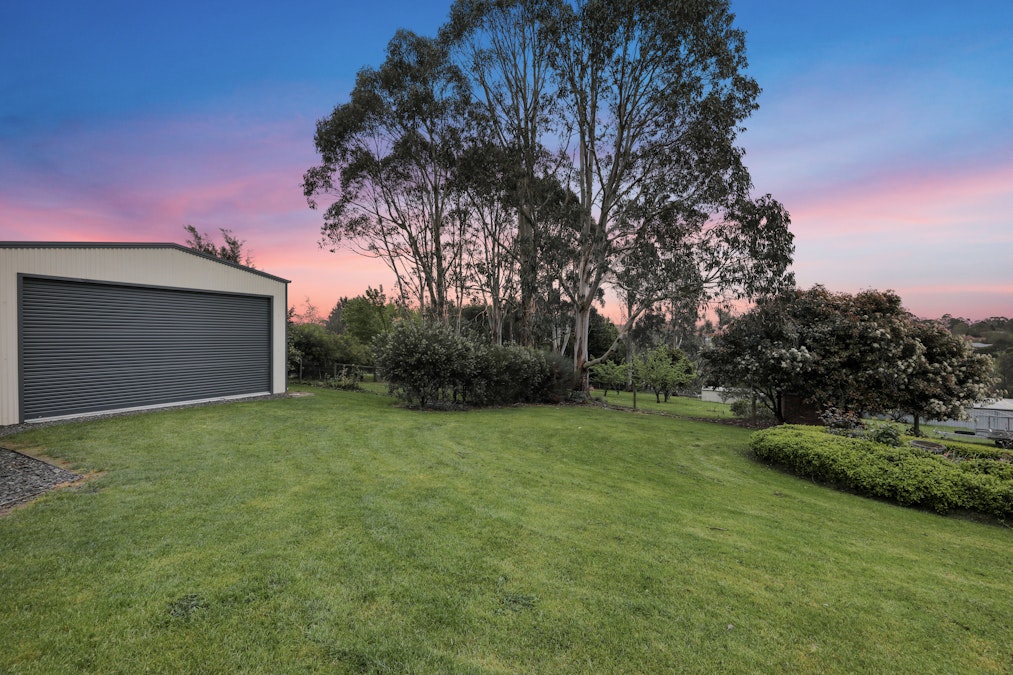 2 Muirhead Close, Warragul, VIC, 3820 - Image 23