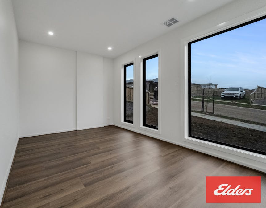 26 Mapleton Avenue, Warragul, VIC, 3820 - Image 11