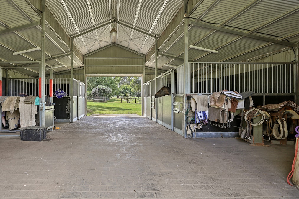 410 Old Sale Road, Drouin West, VIC, 3818 - Image 28