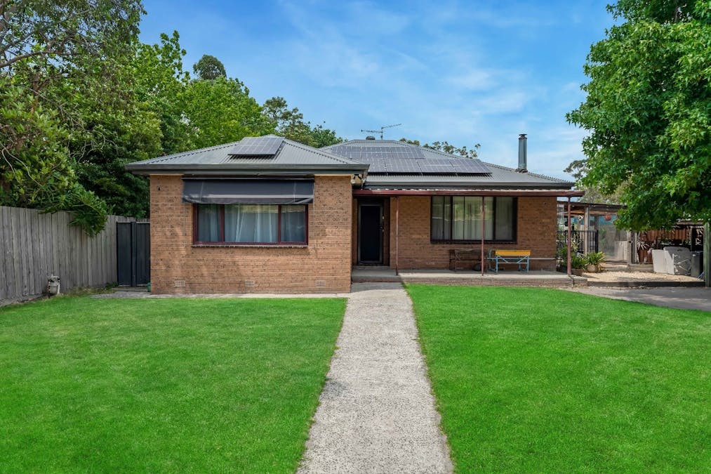 82 Nar Nar Goon Longwarry Road, Bunyip, VIC, 3815 - Image 1