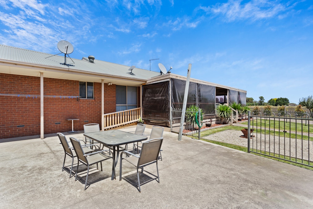 1035 Manks Road, Dalmore, VIC, 3981 - Image 8