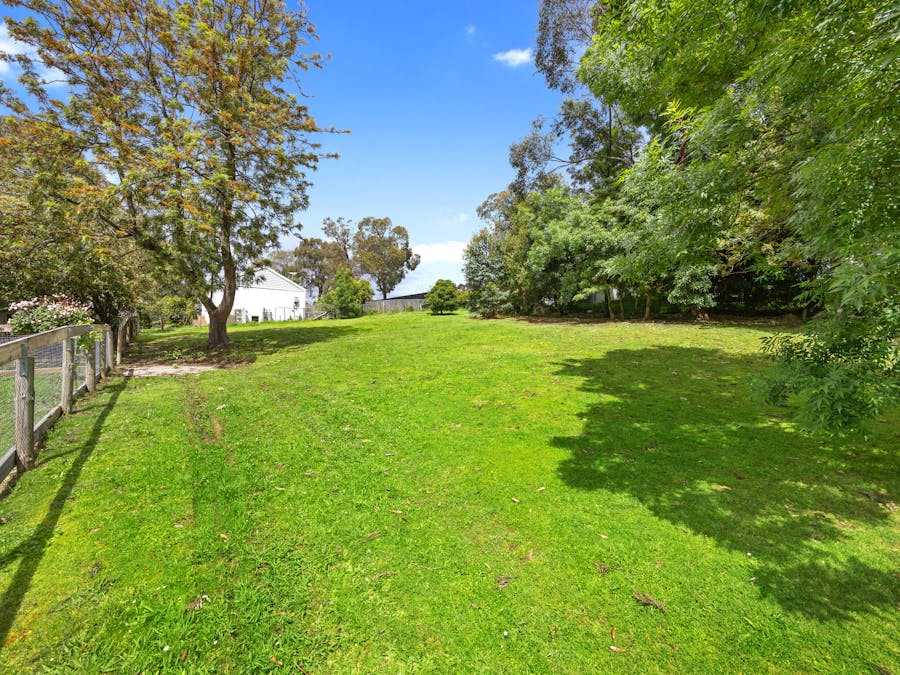97 Walker Road, Seville, VIC, 3139 - Image 4