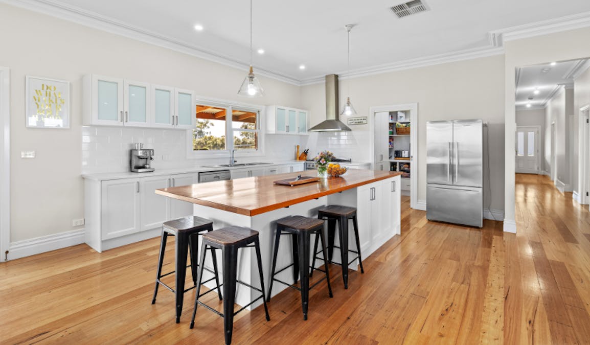 985 Healesville-Yarra Glen Road, Yarra Glen, VIC, 3775 - Image 6