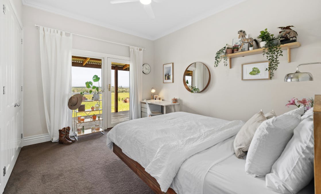 985 Healesville-Yarra Glen Road, Yarra Glen, VIC, 3775 - Image 10