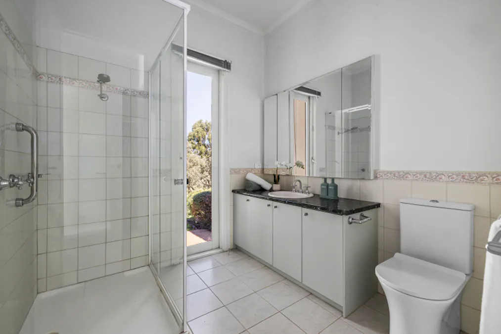 21 St John Circle, Chirnside Park, VIC, 3116 - Image 10