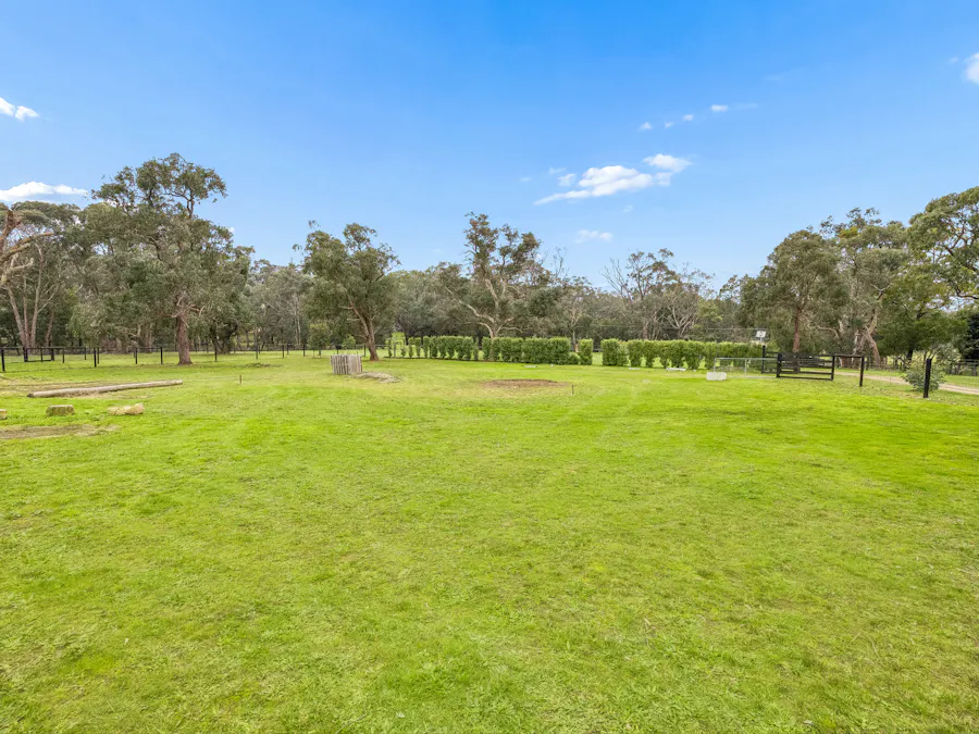 70 Wickhams Road, Launching Place, VIC, 3139 - Image 9