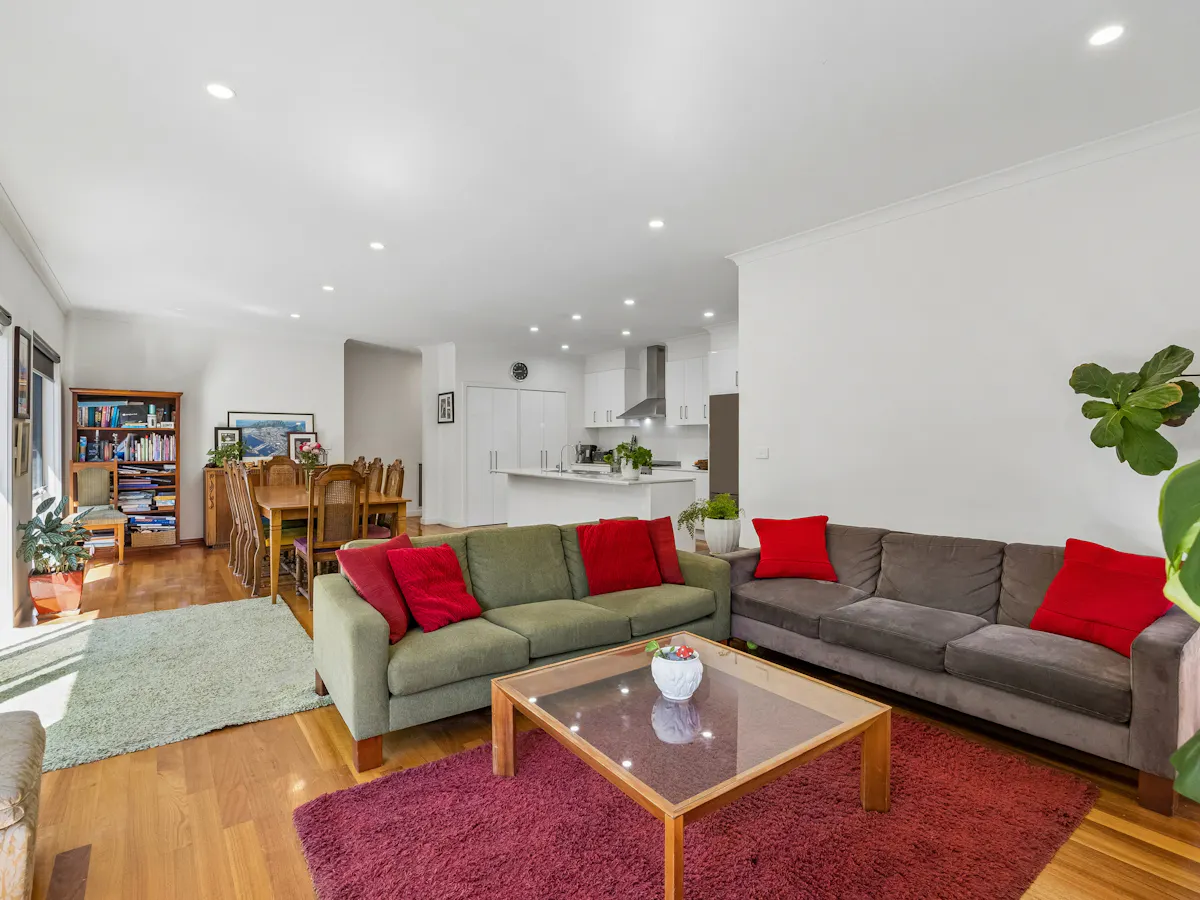 16A Winnetka Drive — photo 6 of 16