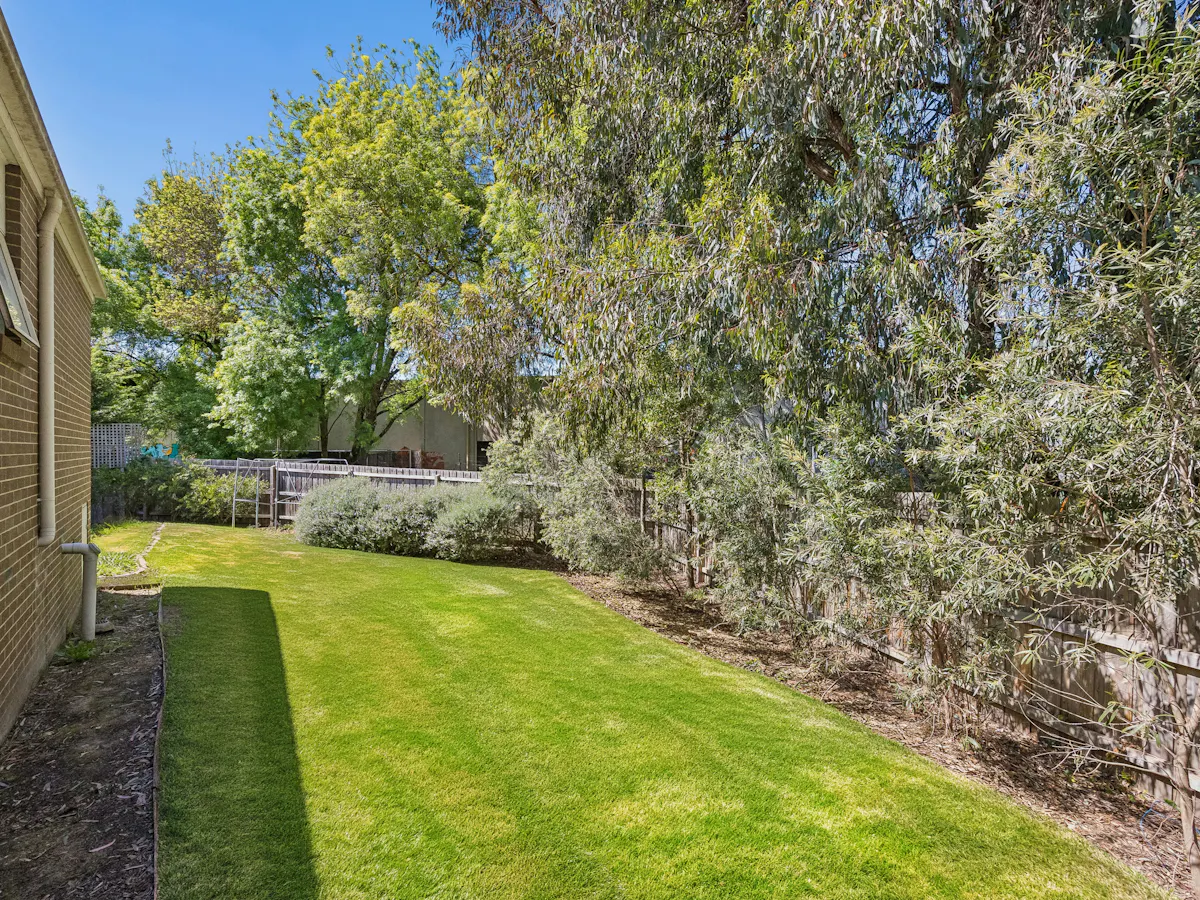 16A Winnetka Drive — photo 14 of 16