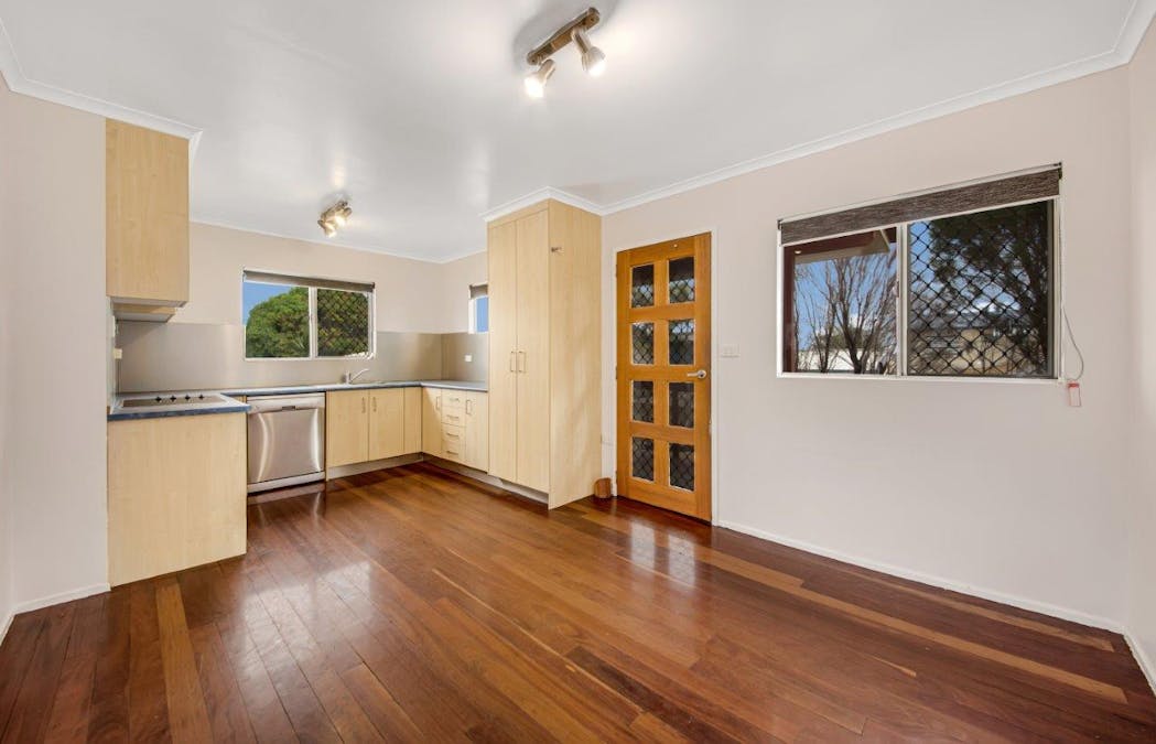 13 Chapman Drive, Clinton, QLD, 4680 - Image 5