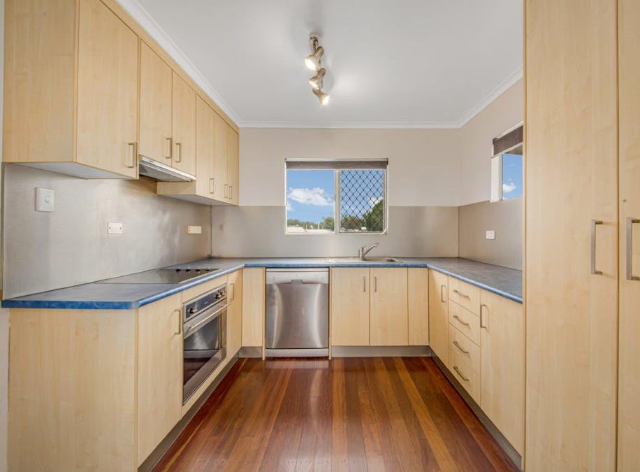 13 Chapman Drive, Clinton, QLD, 4680 - Image 4