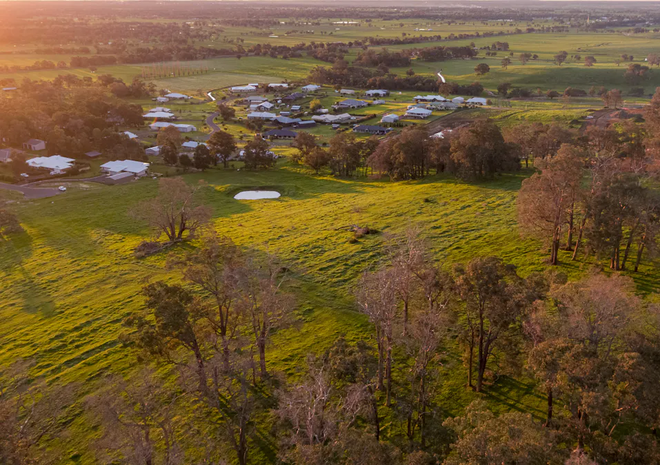 Lot 301 Livingstone Heights 'THE ESCARPMENT', Roelands, WA, 6226 - Image 9